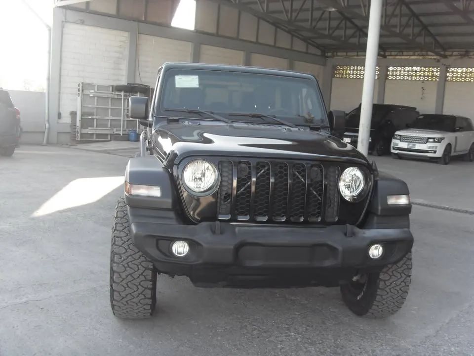 Jeep Gladiator - Image 8