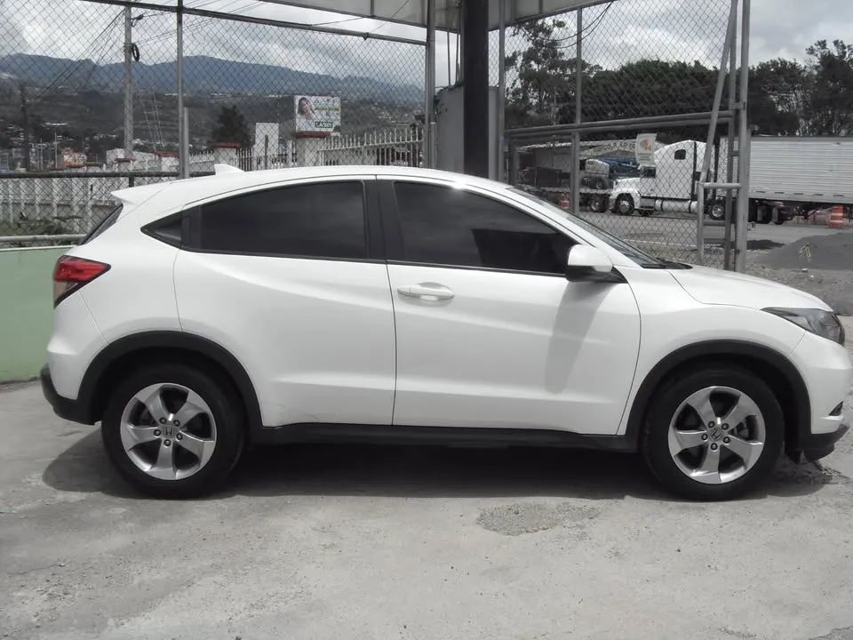 Honda HRV - Image 2