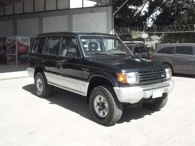 Mitsubishi Montero SR - Image 2