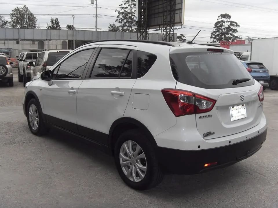 Suzuki S-Cross - Image 3