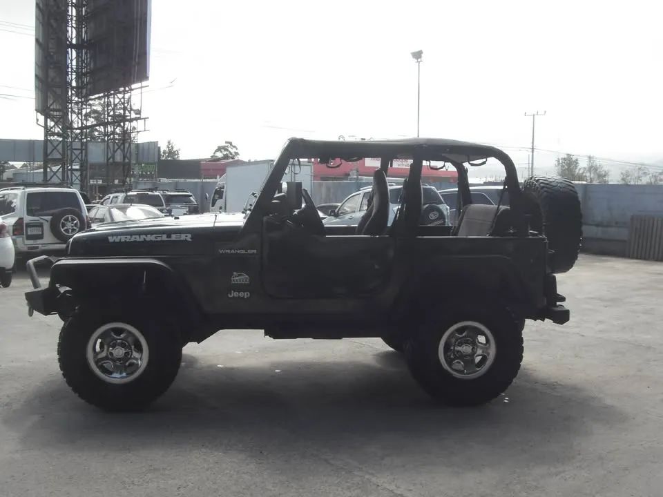 Jeep Wrangler - Image 3