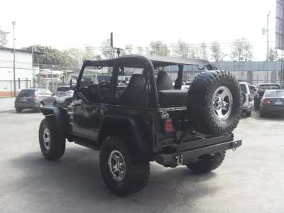 Jeep Wrangler - Image 4