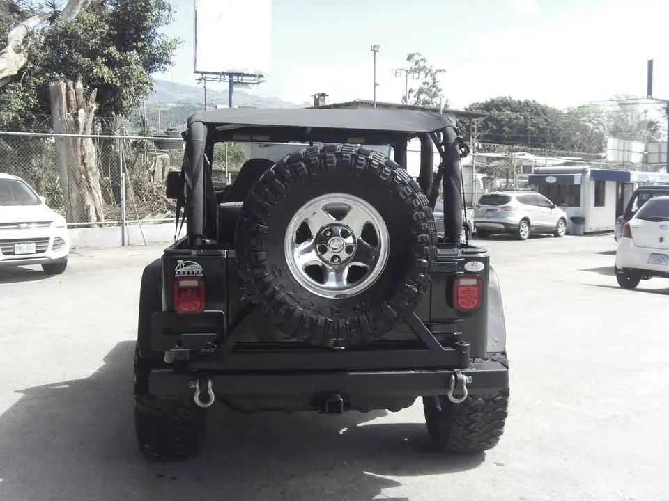 Jeep Wrangler - Image 5