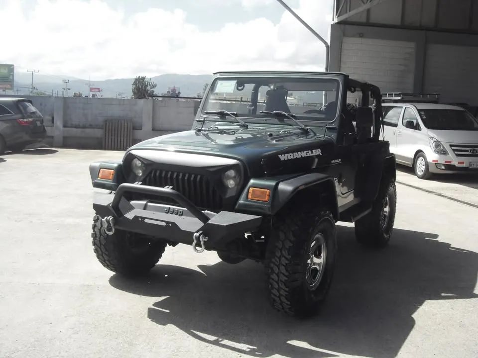 Jeep Wrangler - Image 10