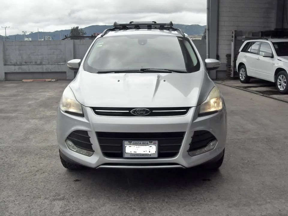 Ford Escape - Image 1