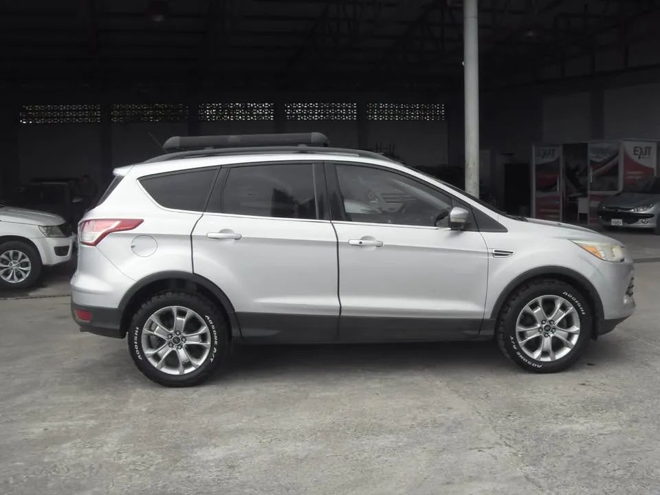 Ford Escape - Image 3