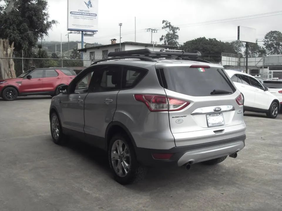 Ford Escape - Image 6