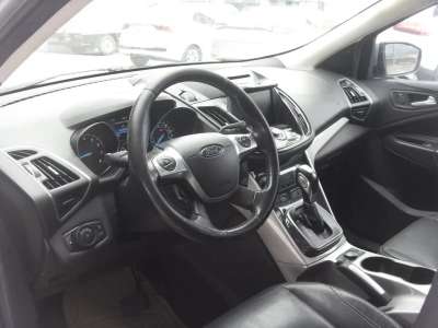 Ford Escape - Image 10