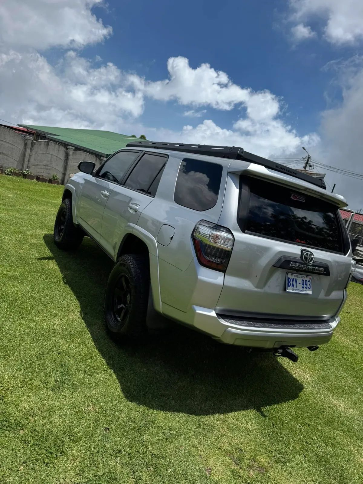 Toyota 4Runner - Image 8