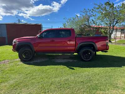 Toyota Tacoma - Image 2