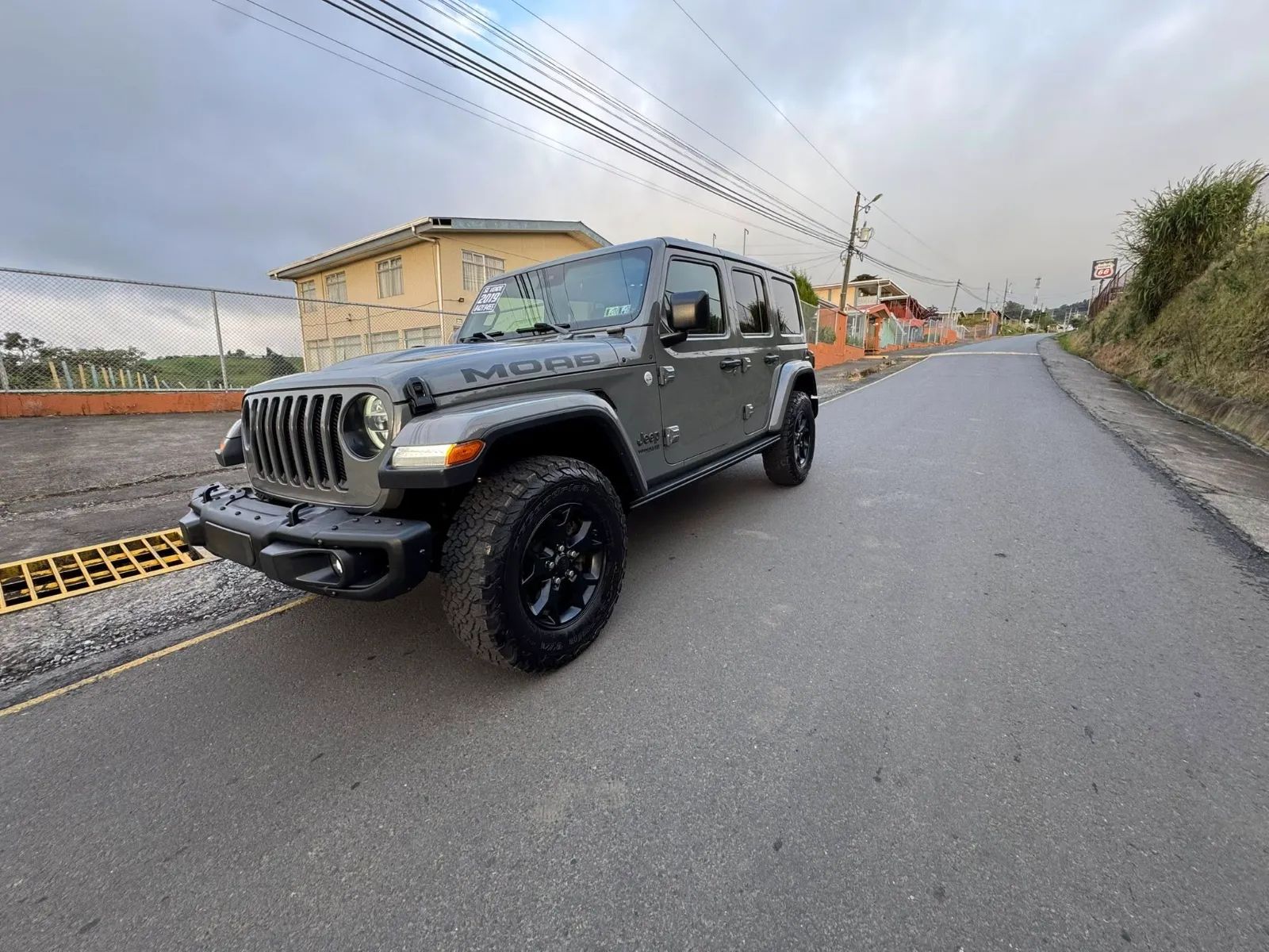 Jeep Wrangler - Image 2