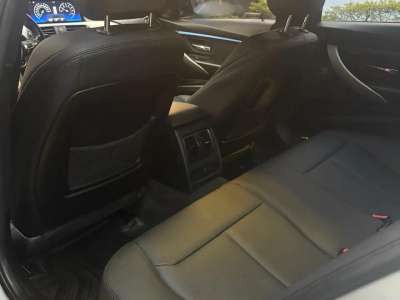 BMW 330i - Image 5