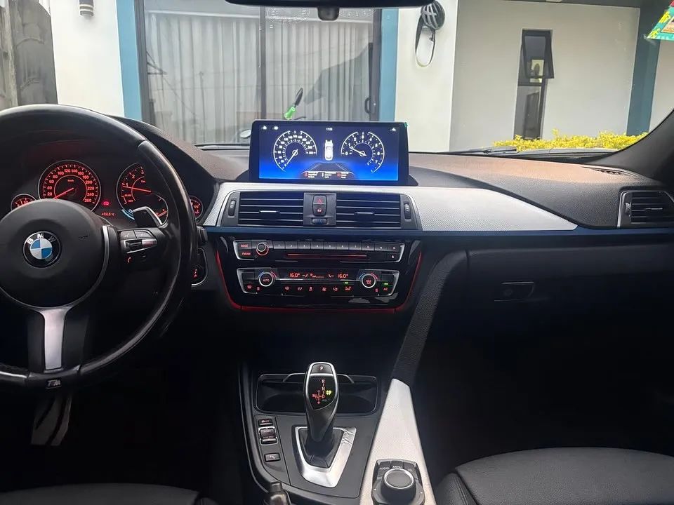 BMW 330i - Image 7