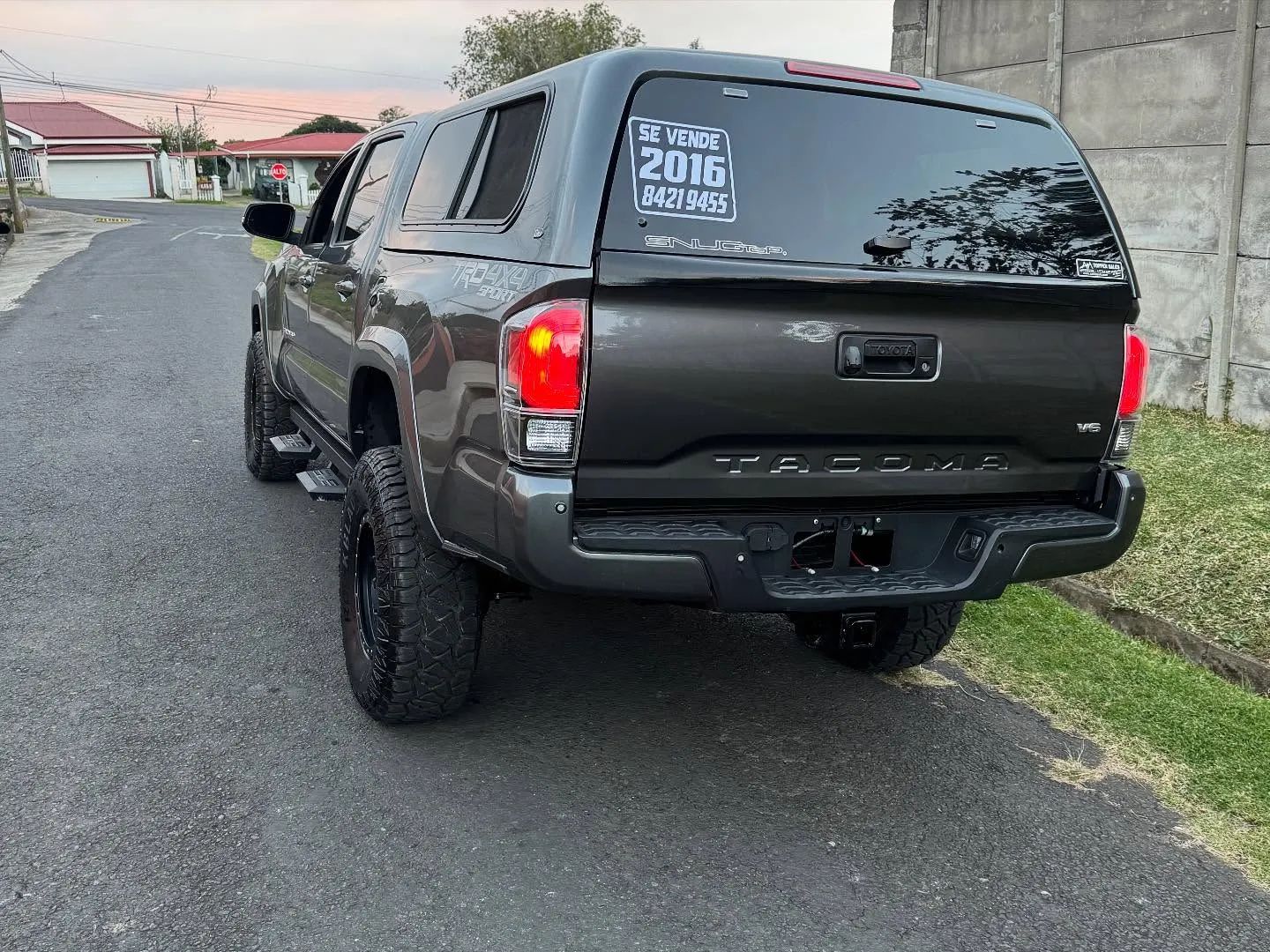 Toyota Tacoma - Image 2