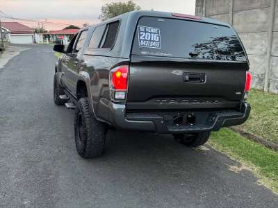 Toyota Tacoma - Image 2