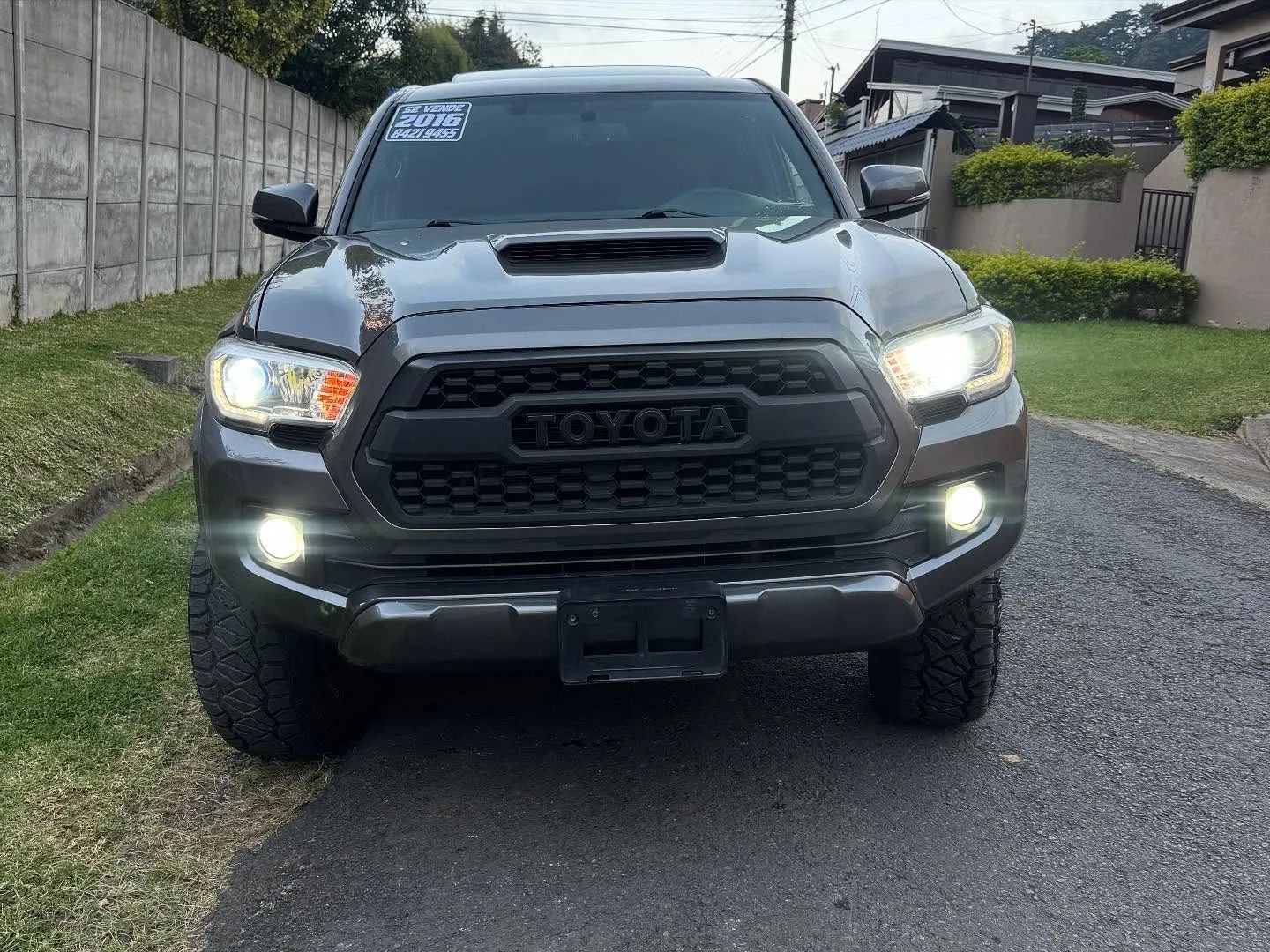 Toyota Tacoma - Image 3