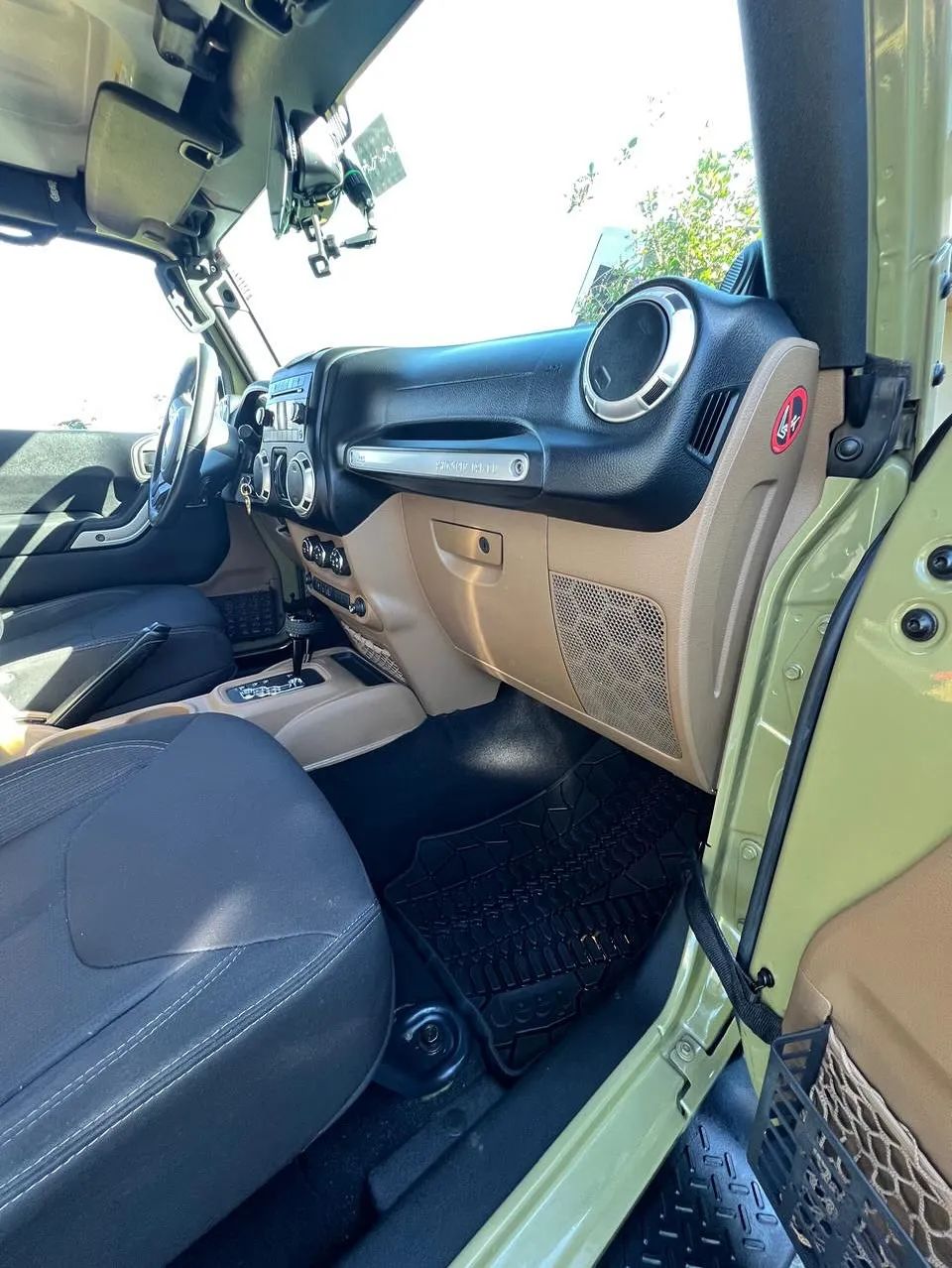 Jeep Wrangler Rubicon - Image 6