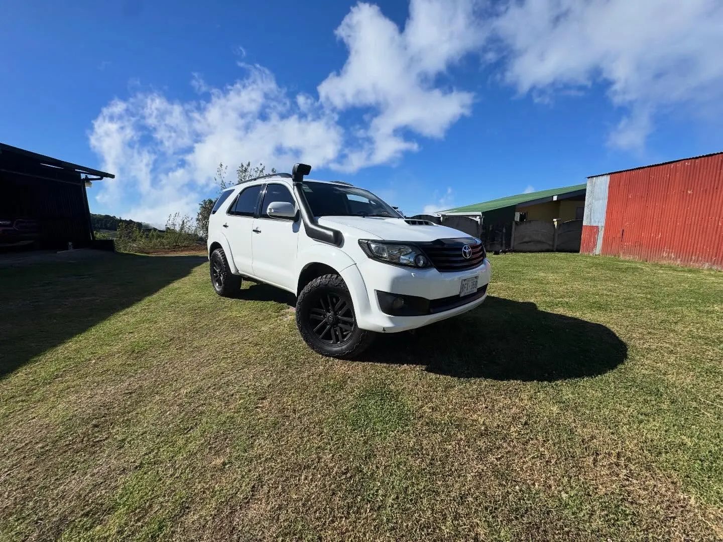 Toyota Fortuner SRV - Image 1