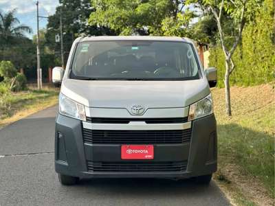 Toyota Hiace - Image 1