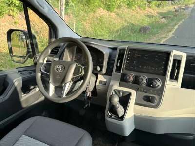 Toyota Hiace - Image 3