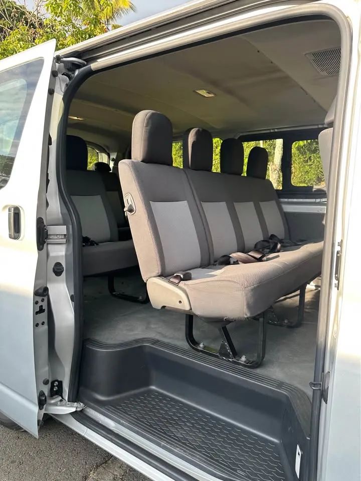 Toyota Hiace - Image 6