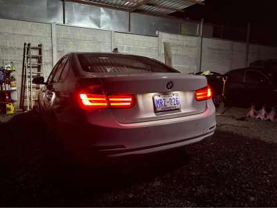 BMW 320i - Image 3
