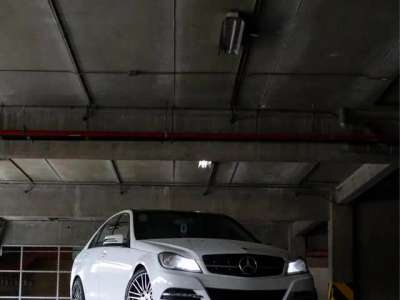 Mercedes-Benz C180 - Image 4