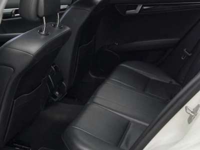 Mercedes-Benz C180 - Image 7