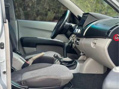Mitsubishi L200 - Image 4