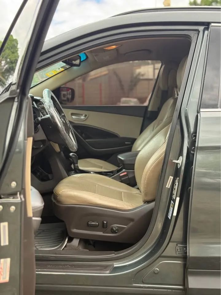 Hyundai Santa Fe - Image 2