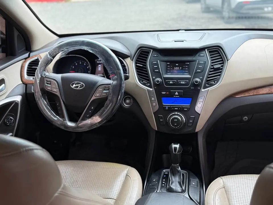 Hyundai Santa Fe - Image 3