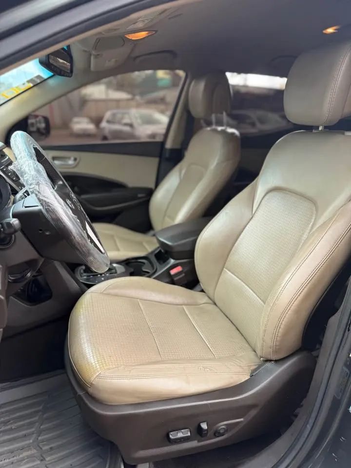 Hyundai Santa Fe - Image 4