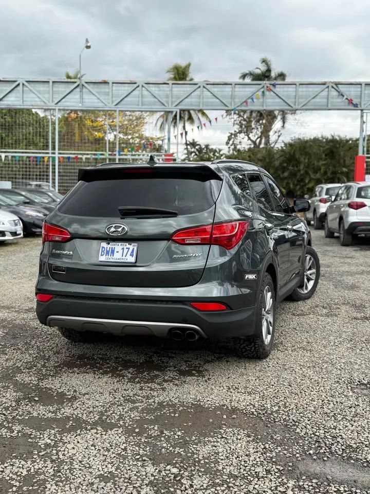 Hyundai Santa Fe - Image 6
