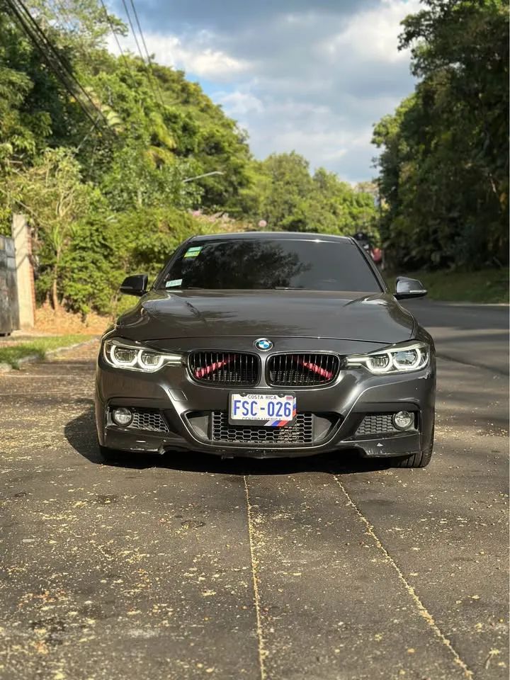 BMW 318i - Image 2
