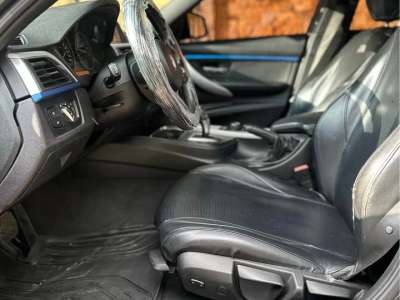 BMW 318i - Image 5