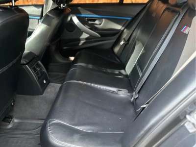 BMW 318i - Image 6