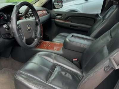 Chevrolet Tahoe LTZ - Image 2