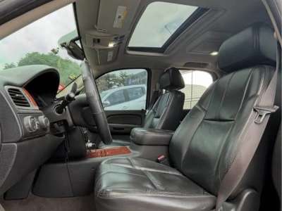 Chevrolet Tahoe LTZ - Image 3