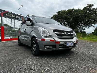 Hyundai H1 - Image 1