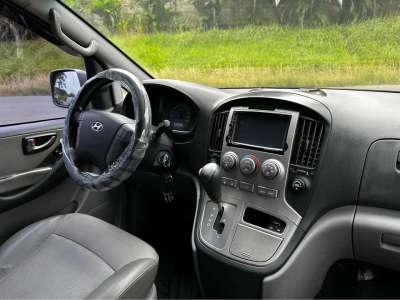 Hyundai H1 - Image 2