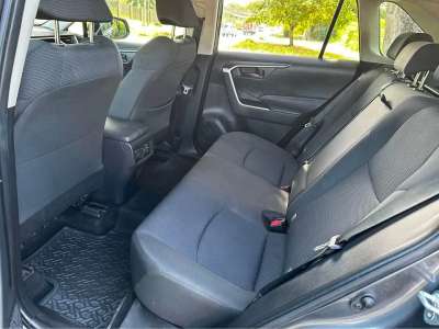 Toyota RAV4 - Image 6