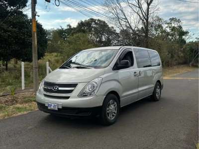 Hyundai H1 - Image 3