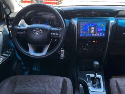 Toyota Fortuner - Image 2