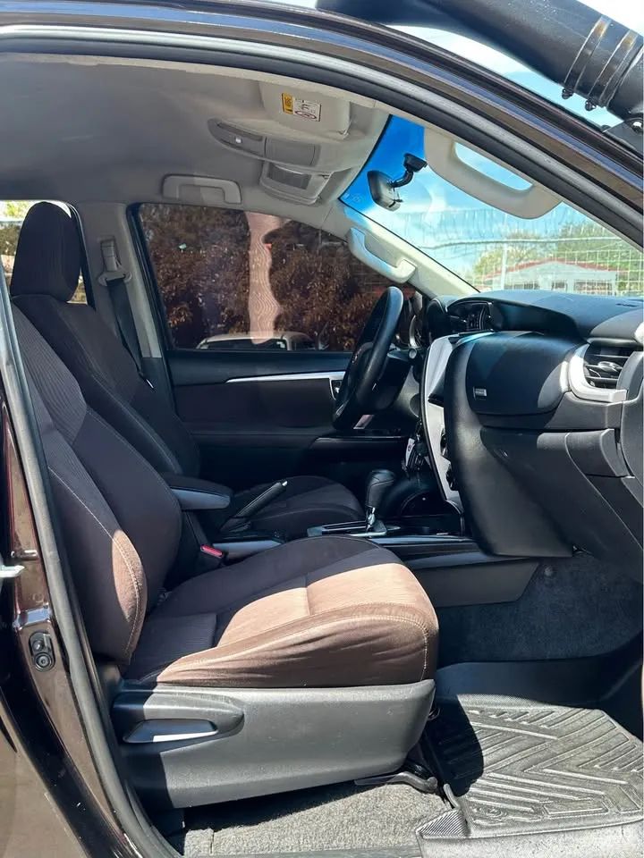 Toyota Fortuner - Image 3