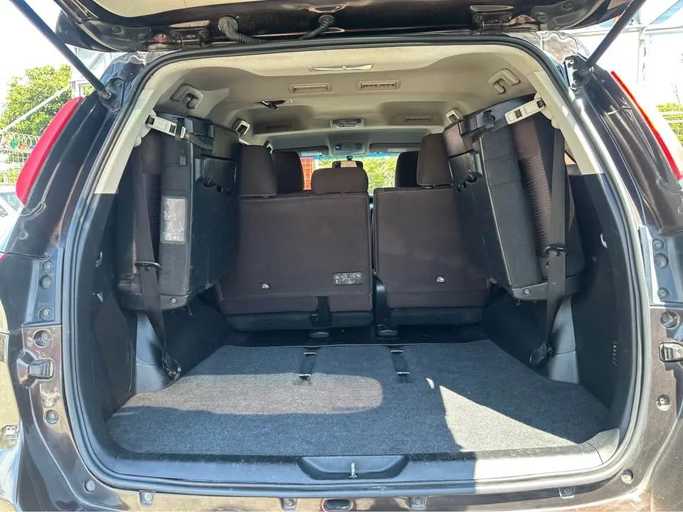 Toyota Fortuner - Image 6
