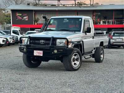 Toyota Land Cruiser - Image 1