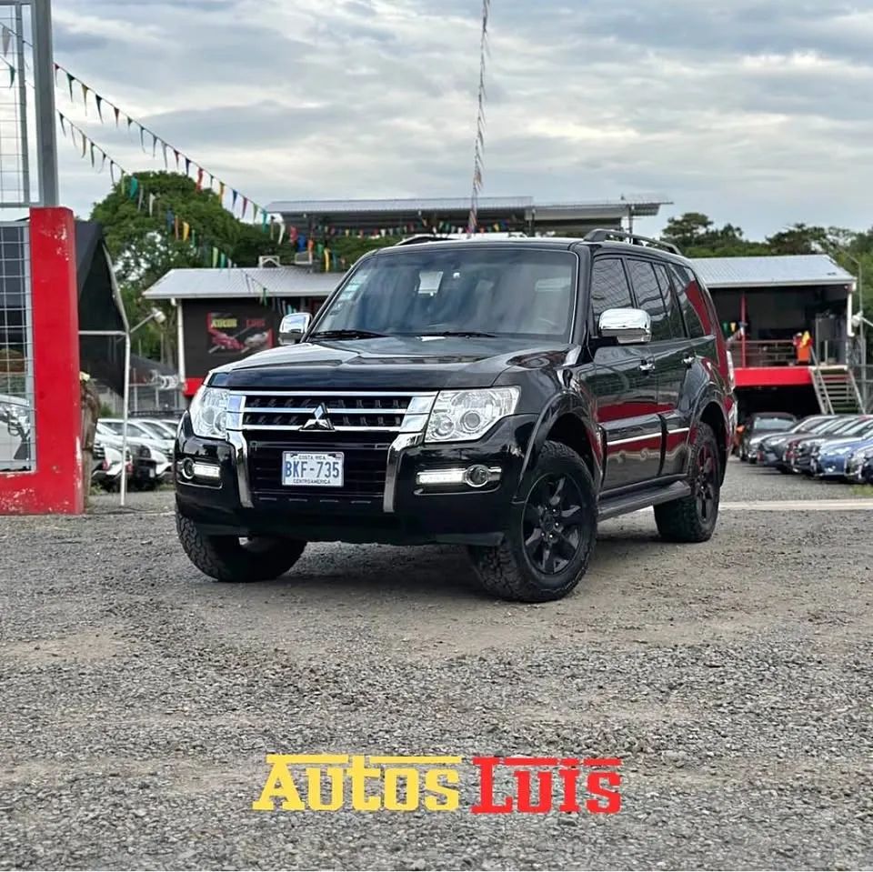 Mitsubishi Montero GLS - Image 1