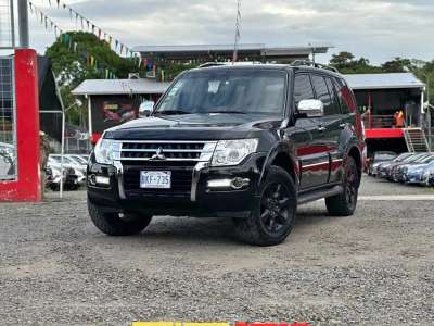 Mitsubishi Montero GLS - Image 1