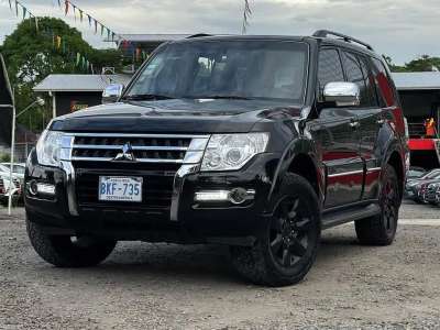 Mitsubishi Montero GLS - Image 2