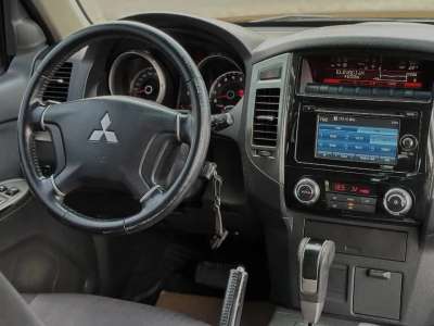 Mitsubishi Montero GLS - Image 3
